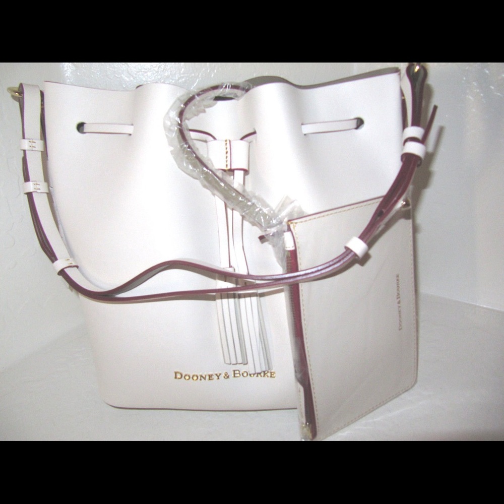 Dooney & Bourke Montecito Serena Large Crossbody